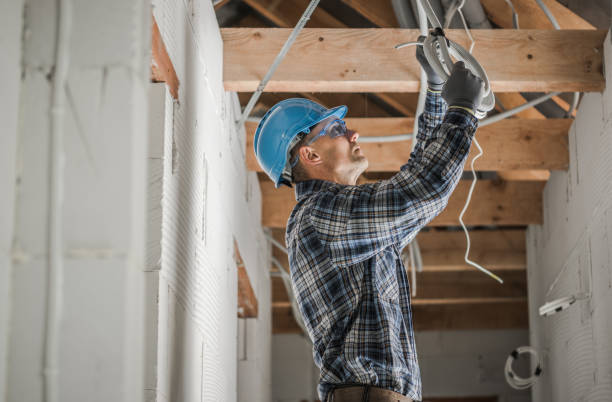 Best Circuit Breaker Repair  in Fort Pierre, SD